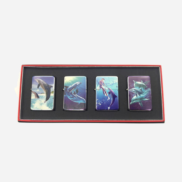 Briquet à essence motifs dauphins en couleurs assorti