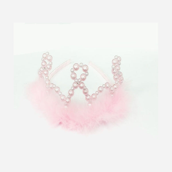 Diadème de princesse avec perles et fourrure rose