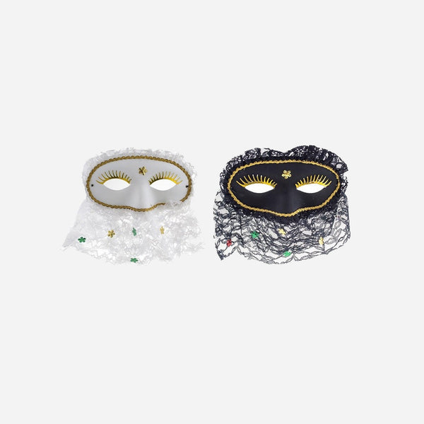 Masque loup avec motifs et bavette en dentelle assorti