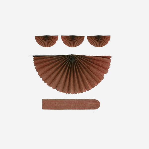 Guirlande avec 7 éventails chocolat 3 m