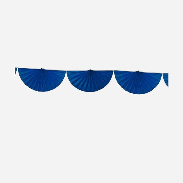 Guirlande avec 7 éventails bleu 3 m