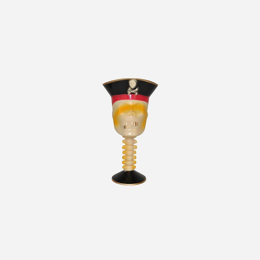 Verre sur pied pirate avec chapeau 18 cm