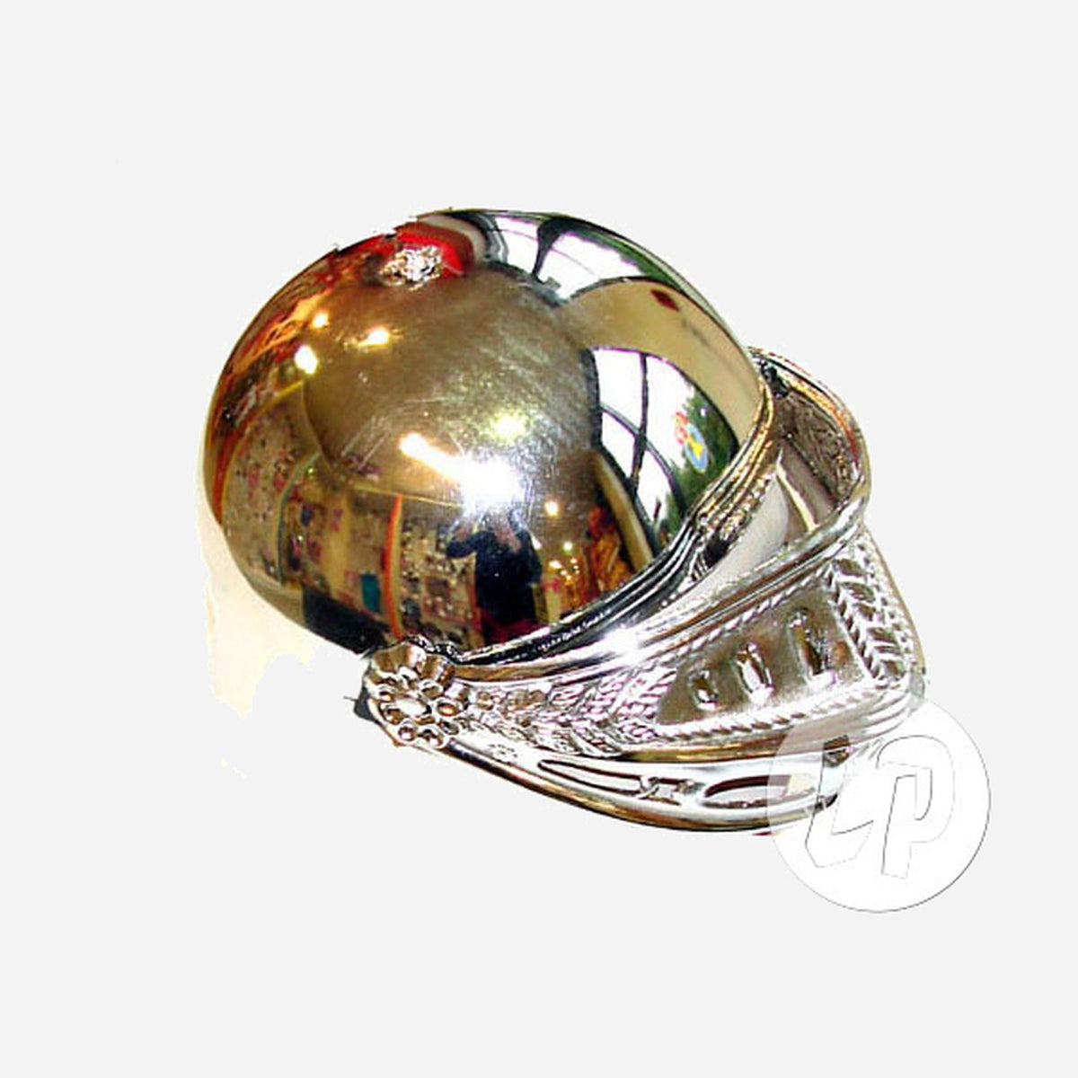 Casque gothique argenté