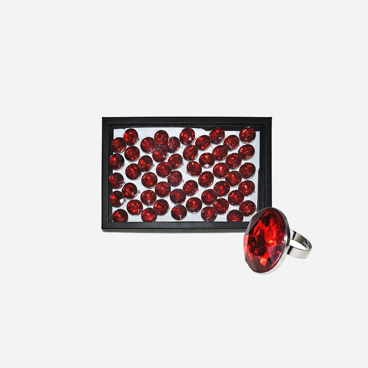 Bague style diamant rouge