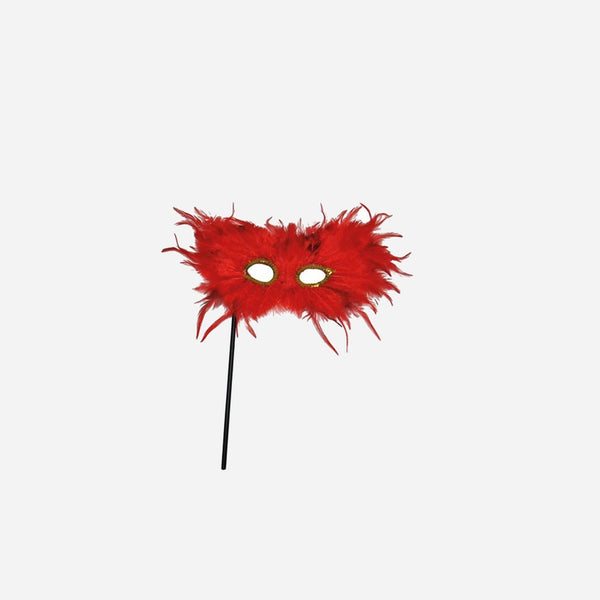 Loup avec baguette et plumes rouge