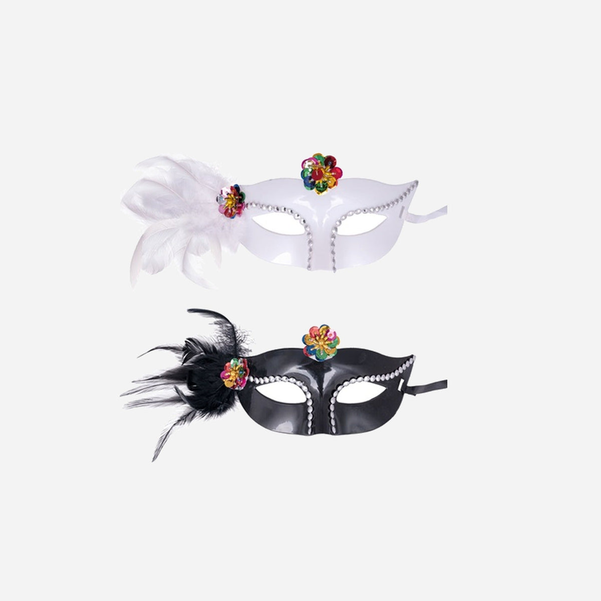 Masque avec fleurs et plume