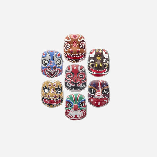Masque coque bariolé d'horreur en papier assorti