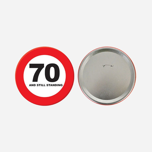 Badge métallique géant 70 ans 15 cm