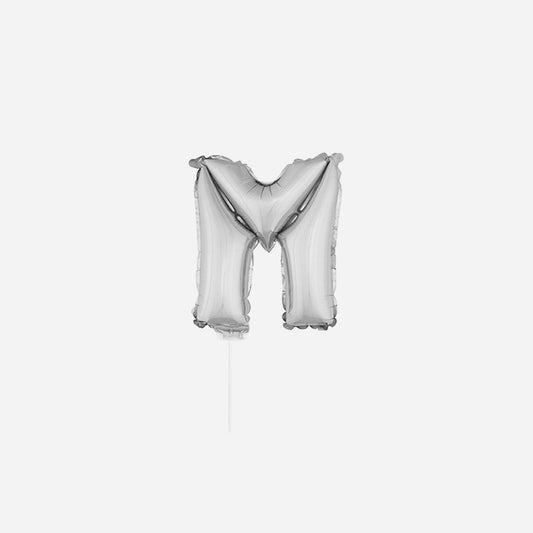 Ballon lettre "M" en aluminium avec bâton 41 cm argent