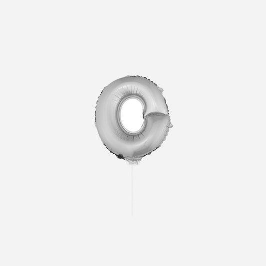 Ballon lettre "O" en aluminium avec bâton 41 cm argent